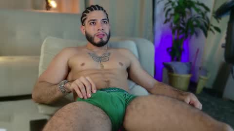 Snapshot of jadenfeynman chatting on November 28, 2025, 5:21 am Jaden Feynman online show from November 28, 2025, 5:21 am