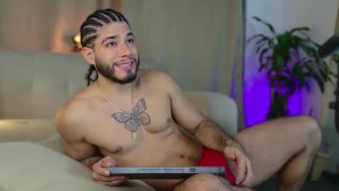 Snapshot of jadenfeynman chatting on November 30, 2025, 4:27 am Jaden Feynman online show from November 30, 2025, 4:27 am