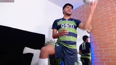 Snapshot of jaiden_thoner chatting on October 30, 2025, 4:14 am Jaiden online show from October 30, 2025, 4:14 am