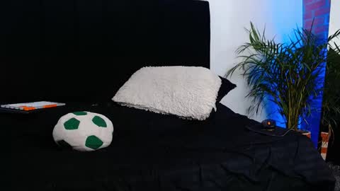 Snapshot of jaiden_thoner chatting on November 9, 2025, 6:01 am Jaiden online show from November 9, 2025, 6:01 am