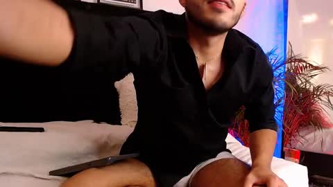 Snapshot of jaiden_thoner chatting on November 22, 2025, 7:18 am Jaiden online show from November 22, 2025, 7:18 am