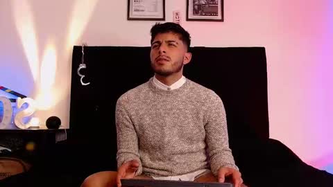 Snapshot of jaiden_thoner chatting on December 5, 2025, 4:32 am Jaiden online show from December 5, 2025, 4:32 am