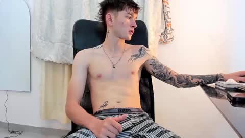 Snapshot of jake_kyle chatting on November 11, 2025, 10:10 pm Jake online show from November 11, 2025, 10:10 pm