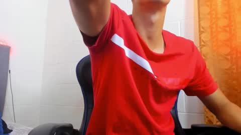 Snapshot of jake_shadow14 chatting on February 5, 2025, 5:20 pm Hi guys im new 3 online show from February 5, 2025, 5:20 pm