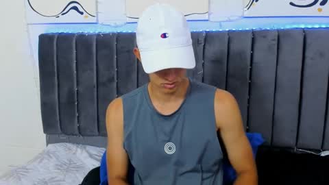 Snapshot of jake_shadow14 chatting on March 3, 2025, 8:21 pm Hi guys im new 3 online show from March 3, 2025, 8:21 pm