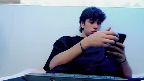 jake_tripp online show from October 28, 2025, 4:27 am