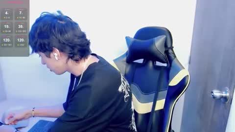 jake_tripp online show from November 6, 2025, 3:07 am