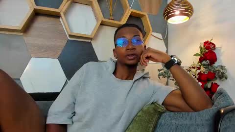 Snapshot of jamalmyst_ chatting on February 15, 2025, 1:10 am online show from February 15, 2025, 1:10 am