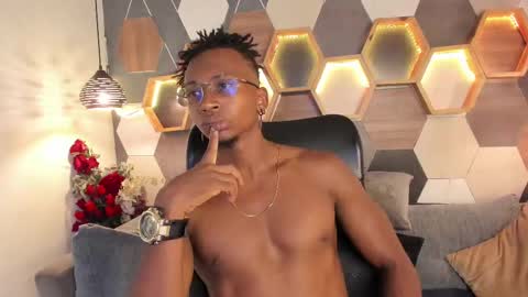 Snapshot of jamalmyst_ chatting on March 4, 2025, 11:22 pm online show from March 4, 2025, 11:22 pm