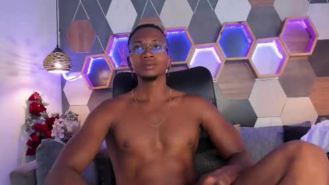 Snapshot of jamalmyst_ chatting on March 5, 2025, 8:32 pm online show from March 5, 2025, 8:32 pm