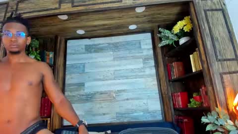 Snapshot of jamalmyst_ chatting on March 12, 2025, 7:28 pm online show from March 12, 2025, 7:28 pm