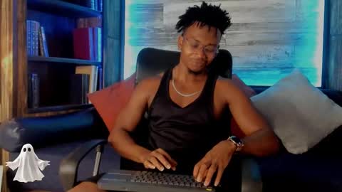 Snapshot of jamalmyst_ chatting on October 17, 2025, 4:37 am online show from October 17, 2025, 4:37 am