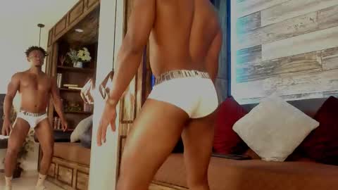 Snapshot of jamalmyst_ chatting on November 7, 2025, 4:45 am online show from November 7, 2025, 4:45 am