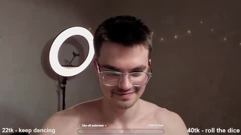 Snapshot of jame_flow chatting on February 27, 2025, 6:29 am Hey there Im Jame online show from February 27, 2025, 6:29 am