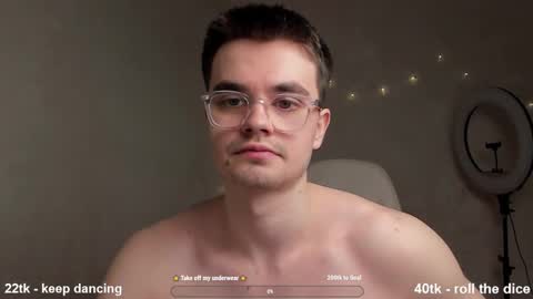 Snapshot of jame_flow chatting on March 7, 2025, 2:46 am Hey there Im Jame online show from March 7, 2025, 2:46 am