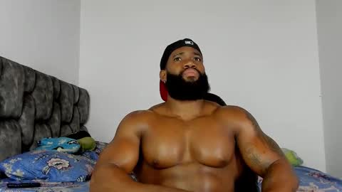 Snapshot of james_bbcmuscle chatting on November 19, 2025, 9:37 pm James BBC online show from November 19, 2025, 9:37 pm