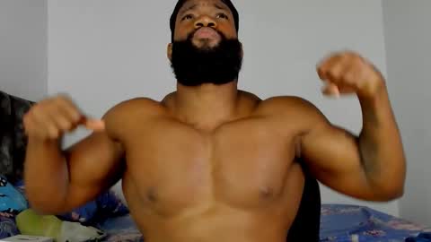 Snapshot of james_bbcmuscle chatting on November 29, 2025, 1:30 am James BBC online show from November 29, 2025, 1:30 am