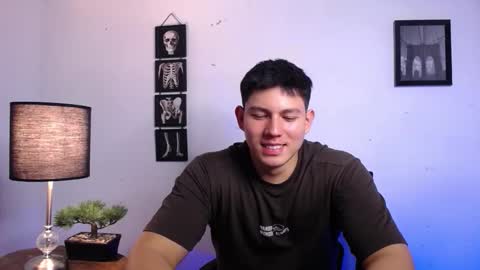 james_cr online show from November 9, 2025, 1:15 am