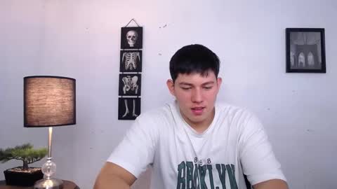 james_cr online show from November 20, 2025, 5:12 pm