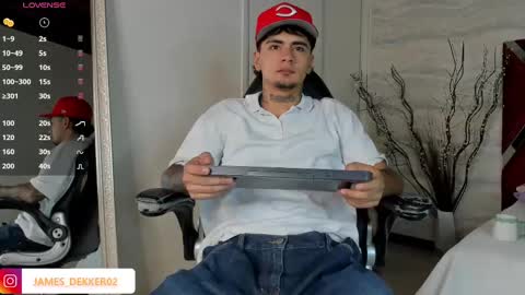 jamesdekker online show from September 16, 2025, 7:59 pm