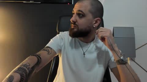 Snapshot of jamesmyersx chatting on February 15, 2025, 6:44 am JamesMyers online show from February 15, 2025, 6:44 am