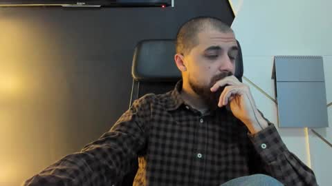 Snapshot of jamesmyersx chatting on February 22, 2025, 5:44 am JamesMyers online show from February 22, 2025, 5:44 am