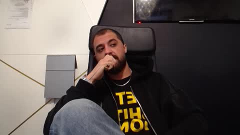 Snapshot of jamesmyersx chatting on October 4, 2025, 5:38 am JamesMyers online show from October 4, 2025, 5:38 am