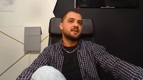 Snapshot of jamesmyersx chatting on November 25, 2025, 5:07 am JamesMyers online show from November 25, 2025, 5:07 am