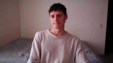 Snapshot of jamesss____ chatting on January 7, 2025, 6:03 pm jamesss____ online show from January 7, 2025, 6:03 pm