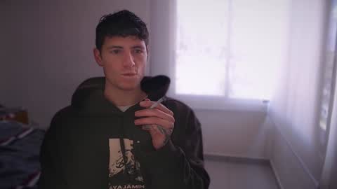 Snapshot of jamesss____ chatting on January 17, 2025, 2:50 pm jamesss____ online show from January 17, 2025, 2:50 pm
