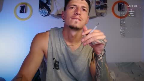 Snapshot of jamesss____ chatting on September 24, 2025, 7:50 pm jamesss____ online show from September 24, 2025, 7:50 pm