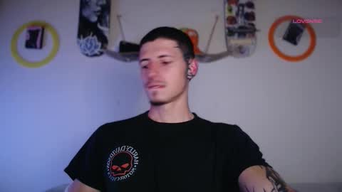 jamesss____ online show from November 18, 2025, 3:01 am