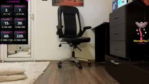 jameyla online show from December 27, 2024, 7:40 am