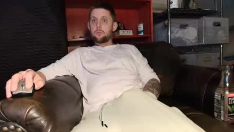 OF - Jamiejordans online show from November 6, 2025, 8:04 am