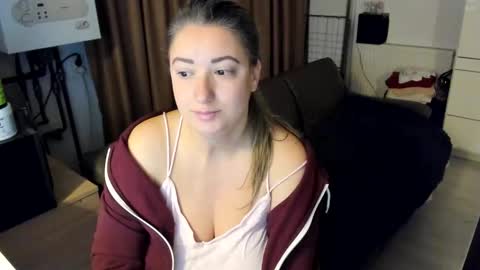 jamielanecb online show from November 27, 2025, 2:57 am