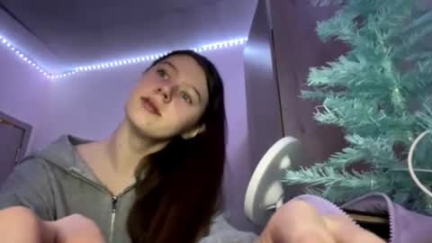 Snapshot of jamilaballensky chatting on December 14, 2025, 3:50 pm Annnnnnaaa online show from December 14, 2025, 3:50 pm