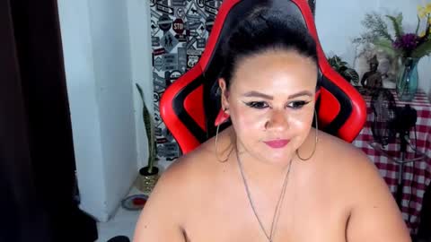 jan_milkhot online show from December 15, 2024, 8:04 pm