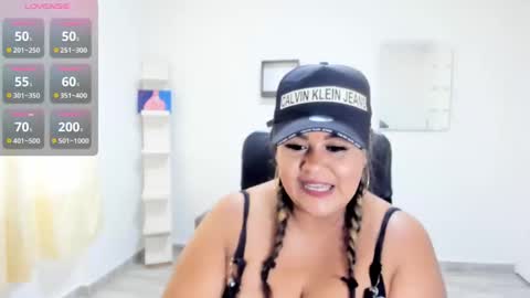 jan_milkhot online show from February 20, 2025, 3:19 pm