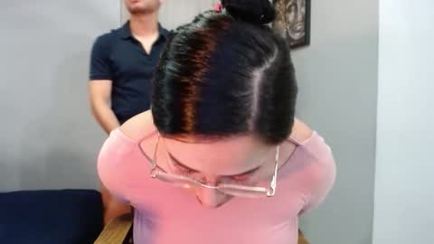    online show from September 18, 2025, 12:45 am