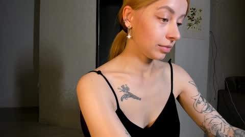 Snapshot of jane_bright chatting on January 12, 2025, 9:40 pm Jane online show from January 12, 2025, 9:40 pm