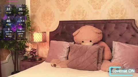 Snapshot of janedevines chatting on September 24, 2025, 6:17 am JaneDevine online show from September 24, 2025, 6:17 am