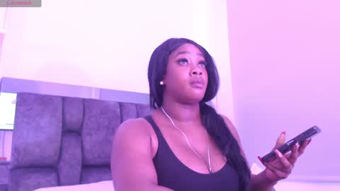 Snapshot of janeebony_ chatting on December 5, 2024, 4:44 pm Jane online show from December 5, 2024, 4:44 pm