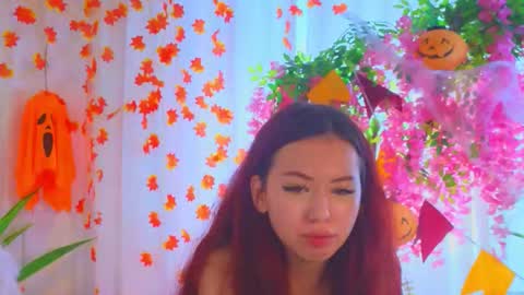 Snapshot of janet_yong chatting on November 1, 2025, 8:05 am Jenifer online show from November 1, 2025, 8:05 am