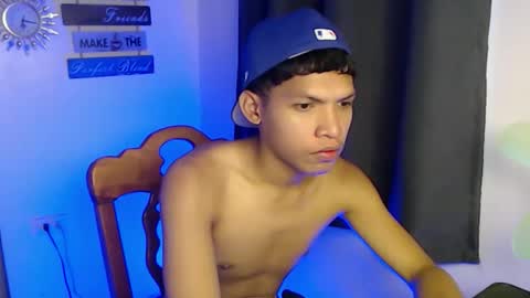 janlloyd04 online show from September 29, 2025, 3:55 am