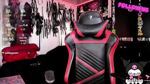 Snapshot of janna_ink chatting on September 13, 2025, 9:25 pm      online show from September 13, 2025, 9:25 pm