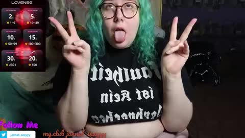 Jannet online show from October 28, 2025, 2:42 pm