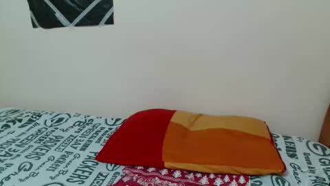 Snapshot of jannie_e chatting on October 22, 2025, 2:17 pm Jannie online show from October 22, 2025, 2:17 pm