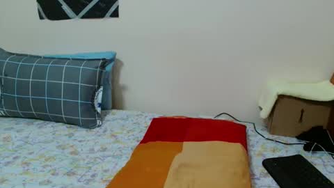 Snapshot of jannie_e chatting on November 7, 2025, 6:30 pm Jannie online show from November 7, 2025, 6:30 pm