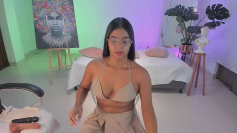 Snapshot of jany__love chatting on October 6, 2025, 10:56 am JANY online show from October 6, 2025, 10:56 am