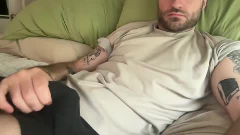 Snapshot of japandroidd chatting on September 14, 2025, 6:29 pm japandroidd online show from September 14, 2025, 6:29 pm